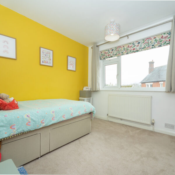 De Verdun Avenue, Belton, LE12