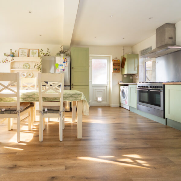 De Verdun Avenue, Belton, LE12