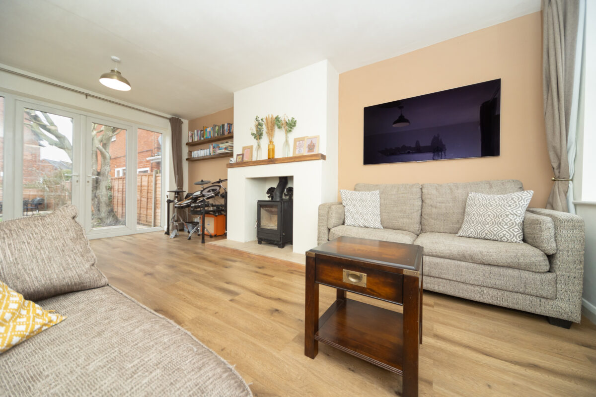 De Verdun Avenue, Belton, LE12