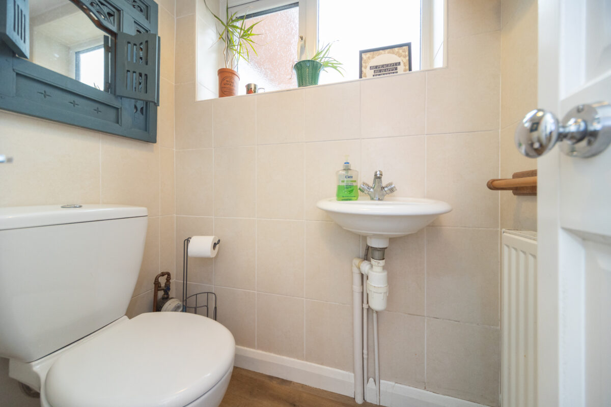 De Verdun Avenue, Belton, LE12