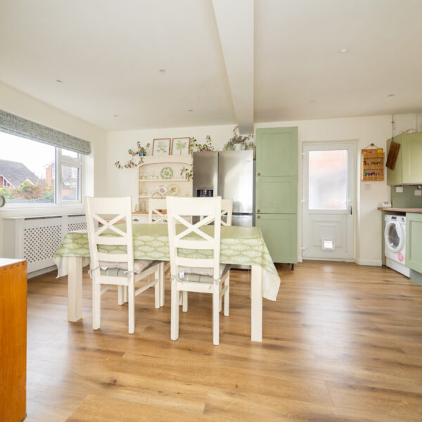 De Verdun Avenue, Belton, LE12