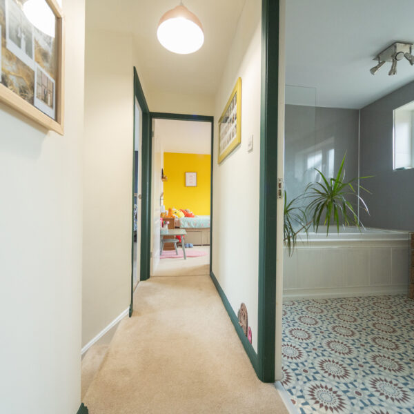 De Verdun Avenue, Belton, LE12