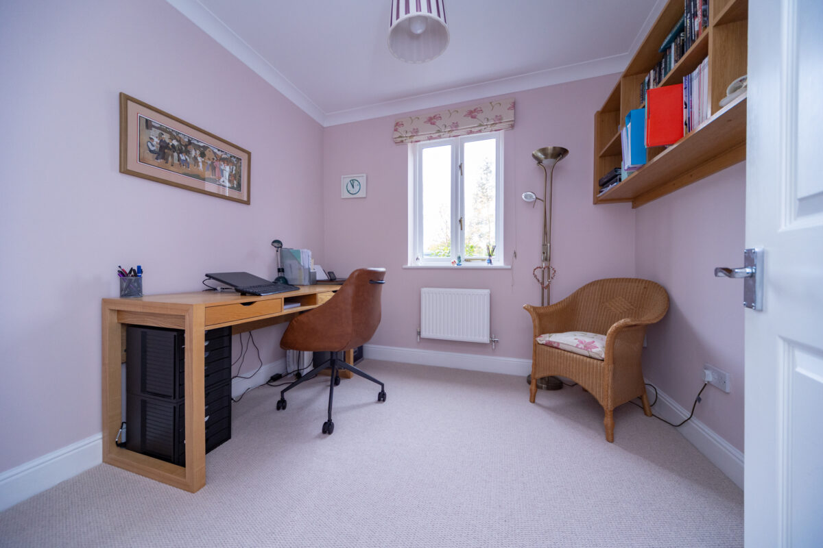 Nursery End, Loughborough, LE11