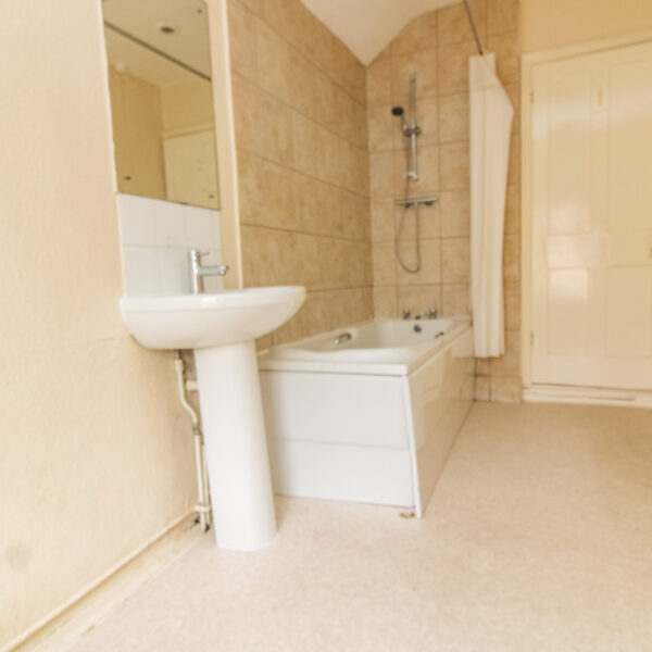 Tewkesbury Street, Leicester, LE3