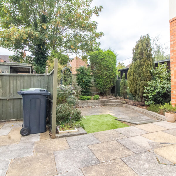 St. Andrews Road, Leicester, LE2