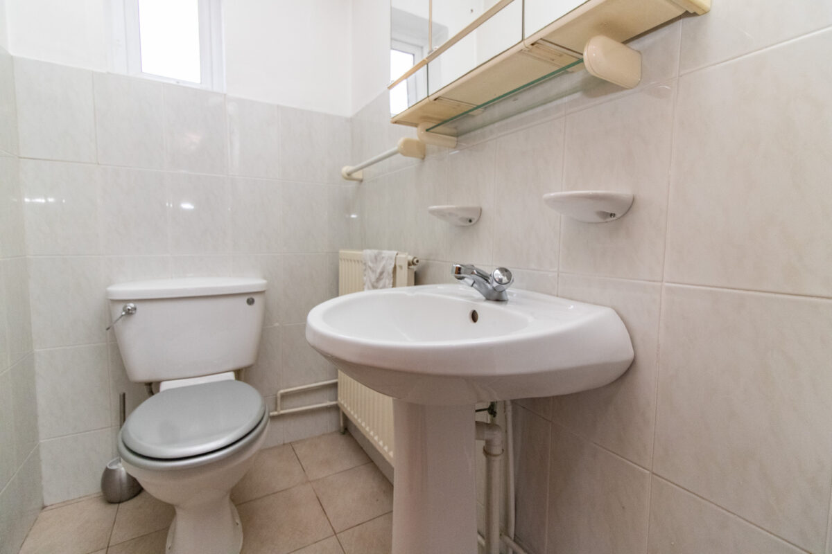 Barnstaple Road, Leicester, LE5