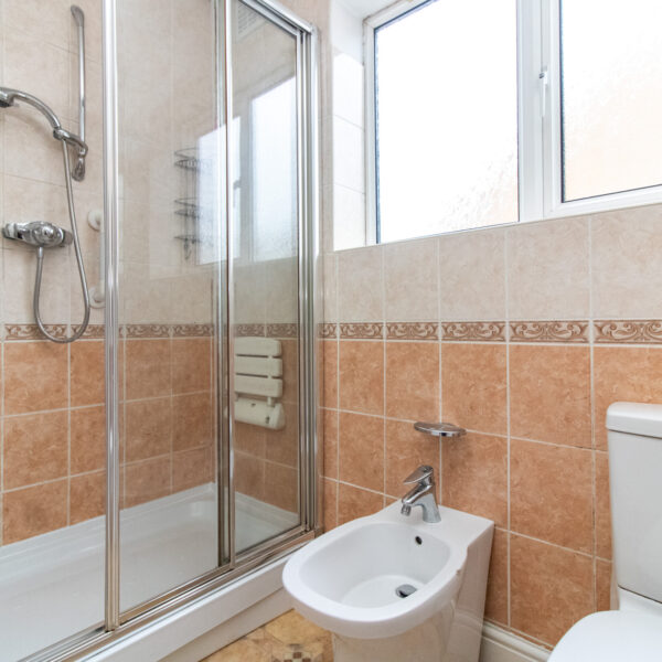 Barnstaple Road, Leicester, LE5