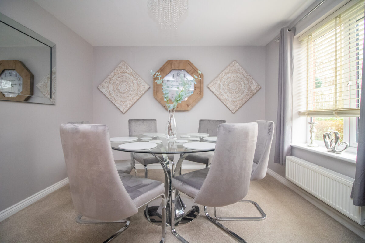 Exeter Close, Syston, LE7