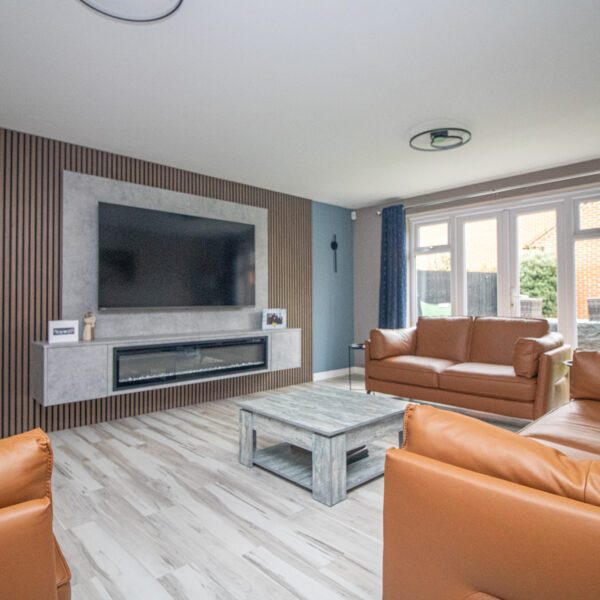 Exeter Close, Syston, LE7