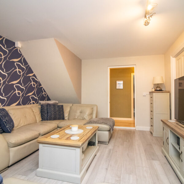 Exeter Close, Syston, LE7