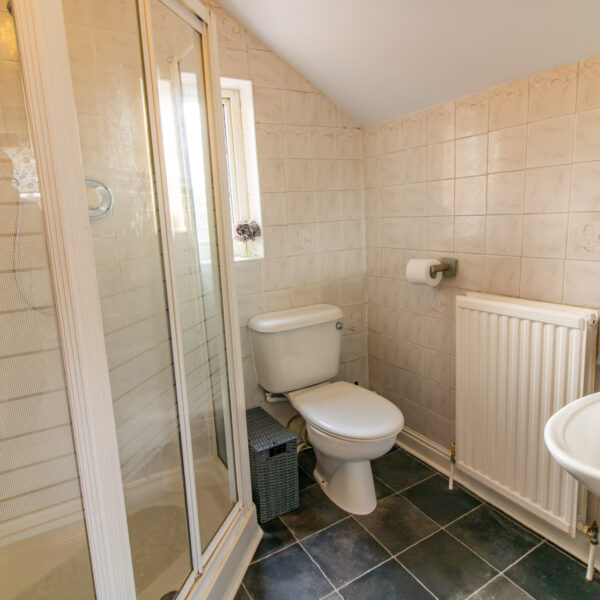 Firfield Avenue, Birstall, LE4