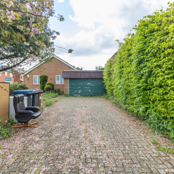 Maple Way, Desford, LE9