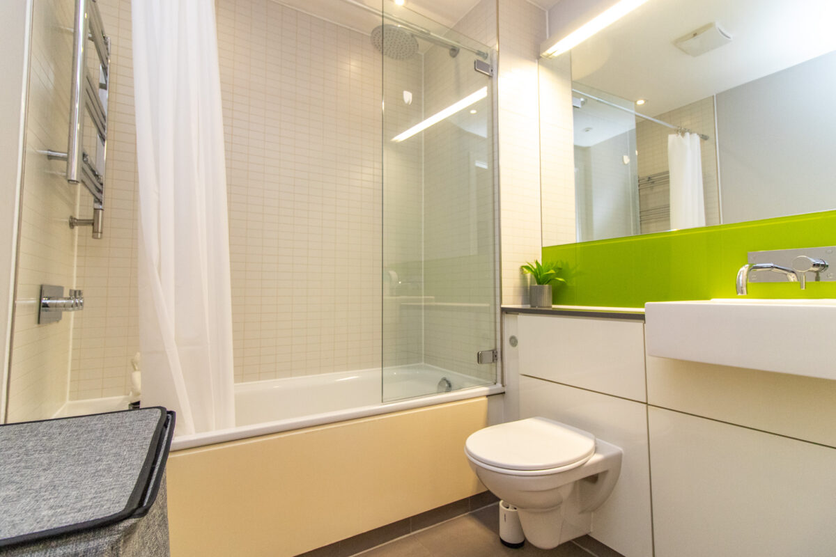 Shires Lane, Leicester, LE1