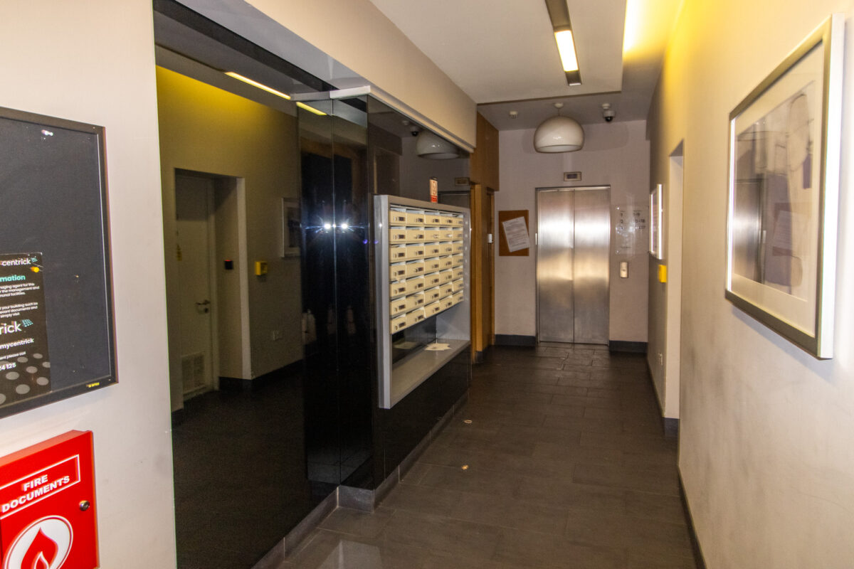 Shires Lane, Leicester, LE1