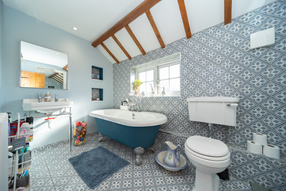 Ring Fence, Shepshed, LE12