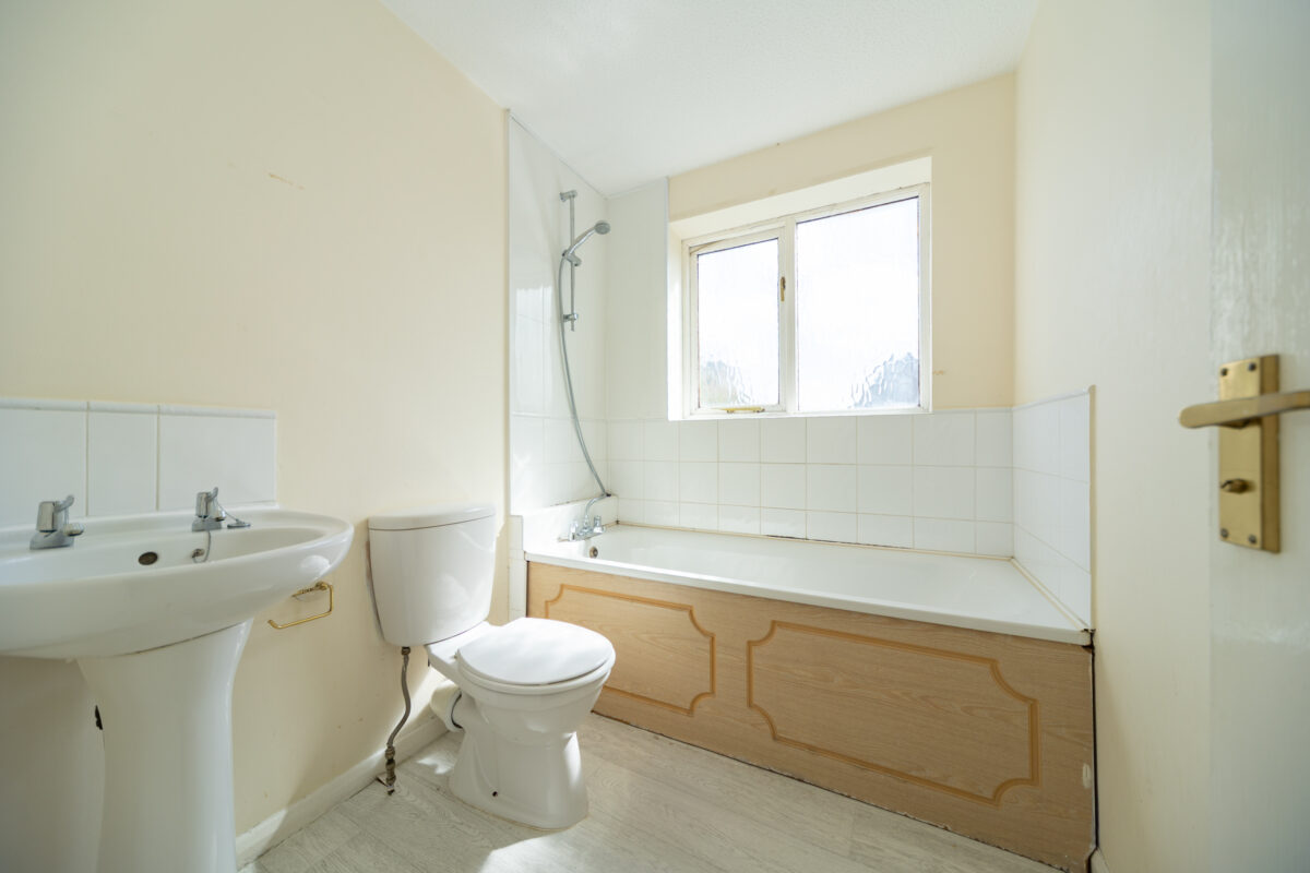 Acacia Close, Leicester Forest East, LE3