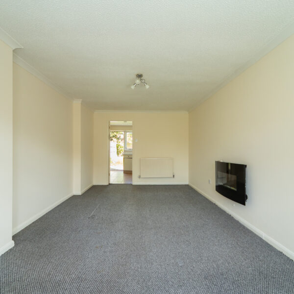 Acacia Close, Leicester Forest East, LE3