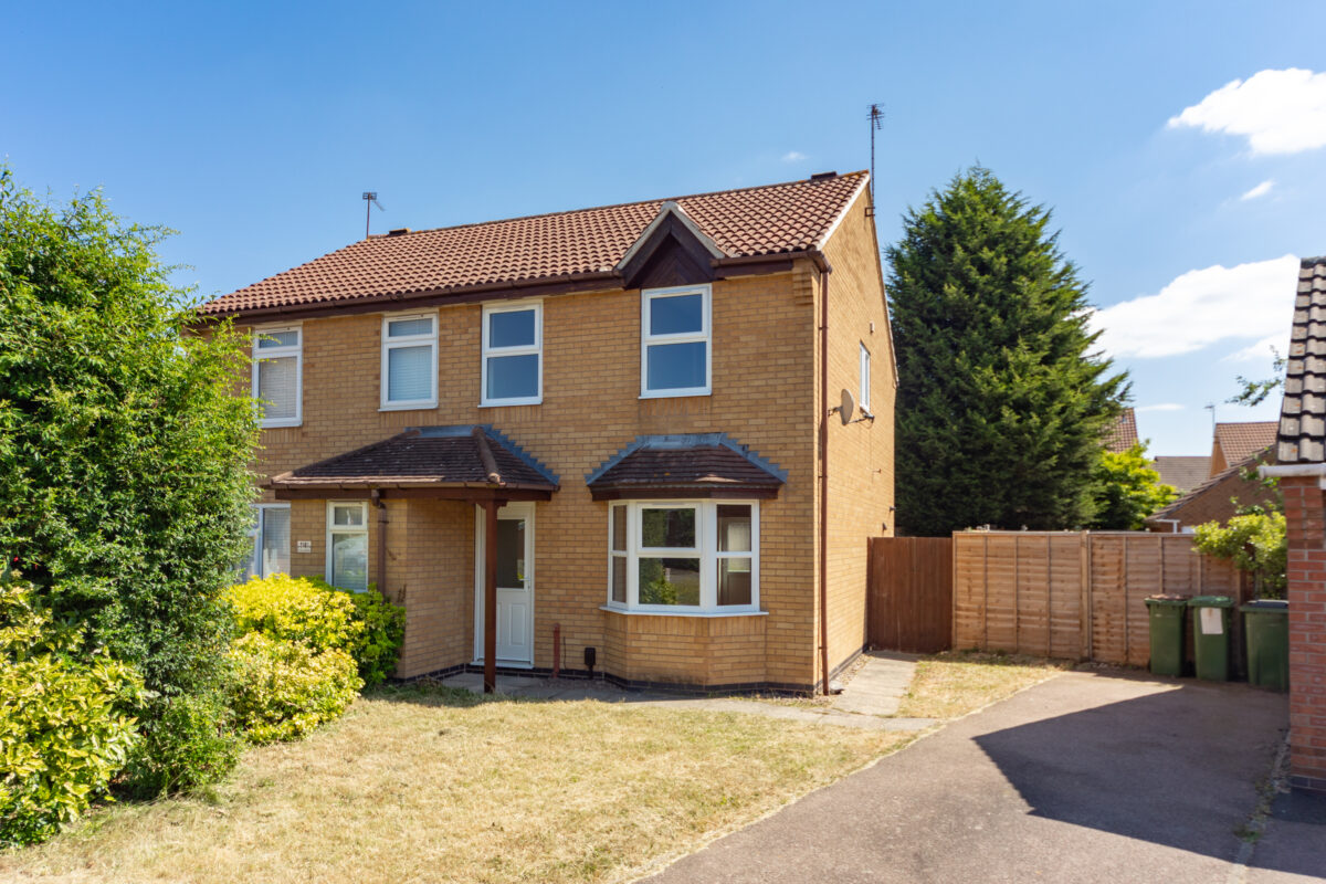 Acacia Close, Leicester Forest East, LE3