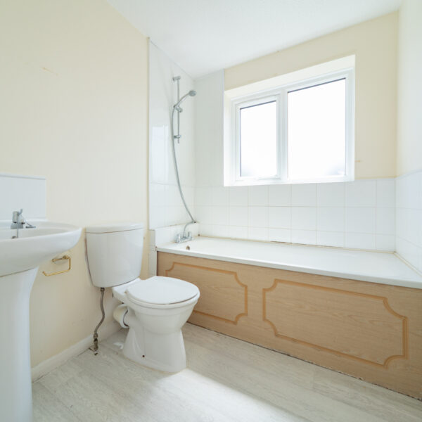 Acacia Close, Leicester Forest East, LE3