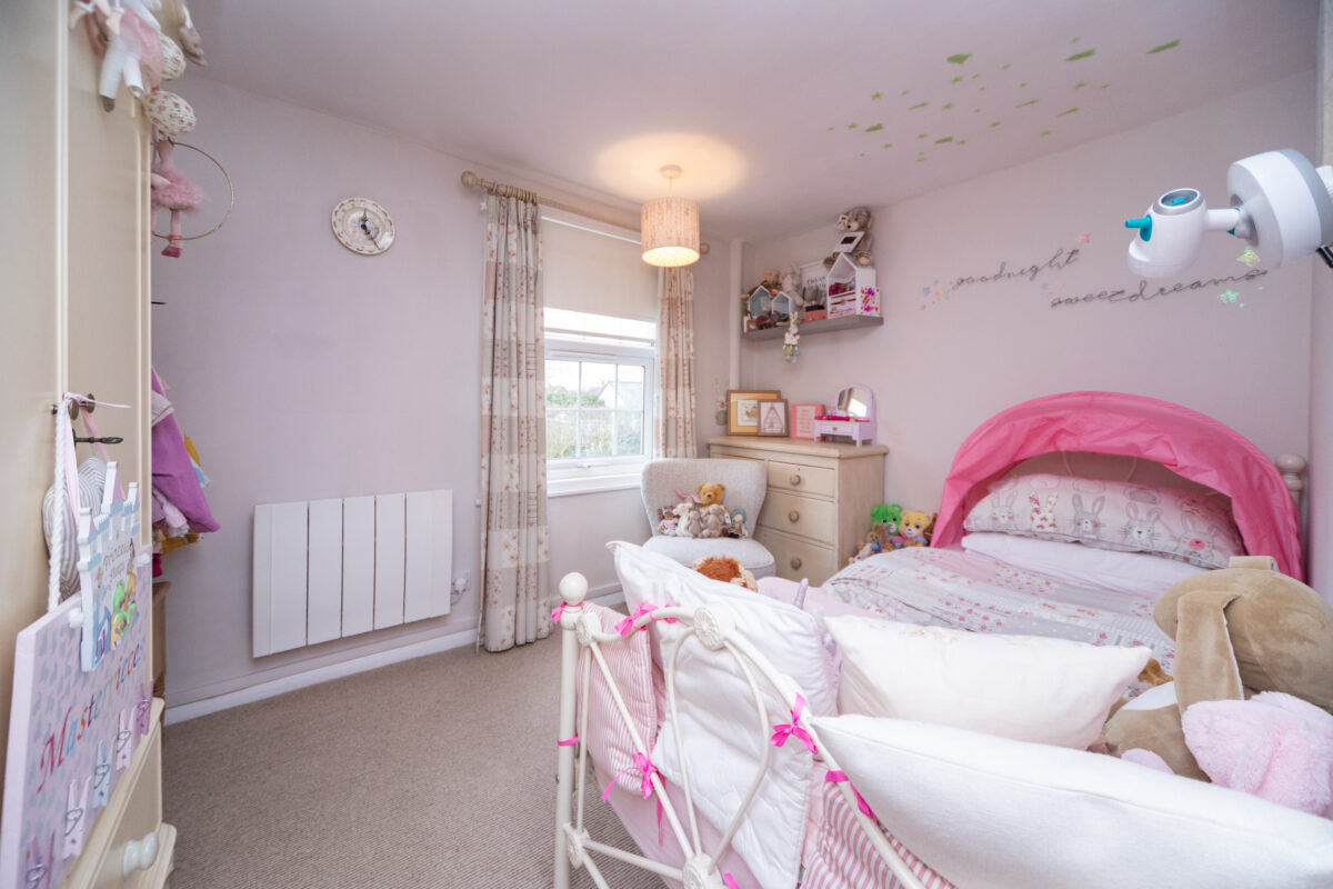 Vinetree Terrace, Hoton, LE12