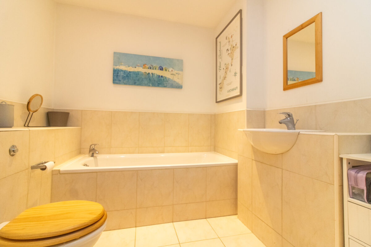 26 De Montfort Street, Leicester, LE1