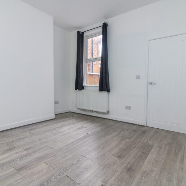 Narborough Road, Leicester, LE3