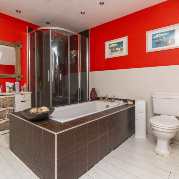 Somerset Drive, Glenfield, LE3