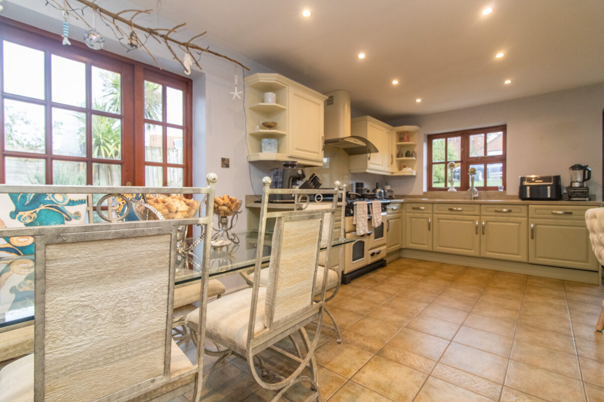 Somerset Drive, Glenfield, LE3