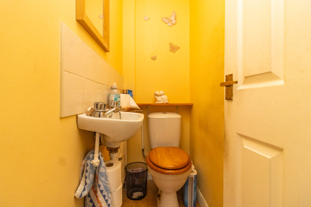 Fishponds Close, Glenfield, LE3