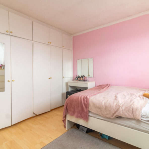 Fishponds Close, Glenfield, LE3