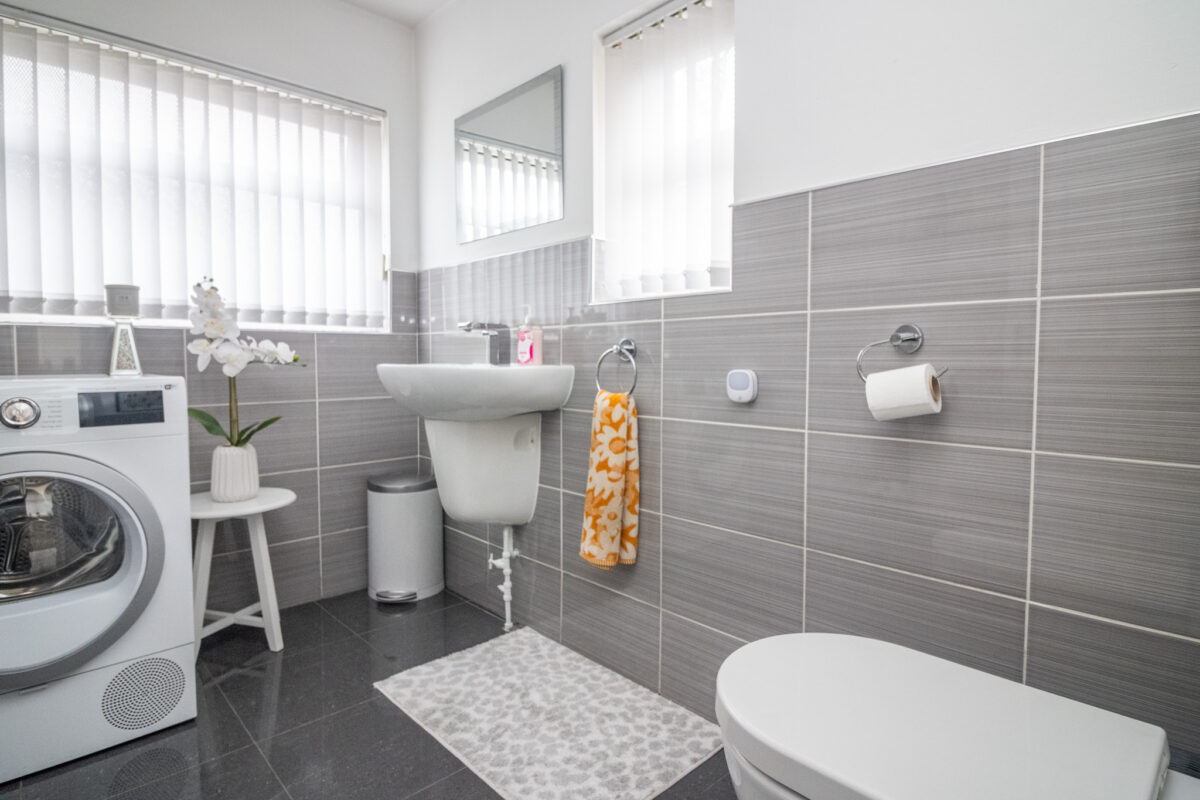 Barton Road, Leicester, LE3