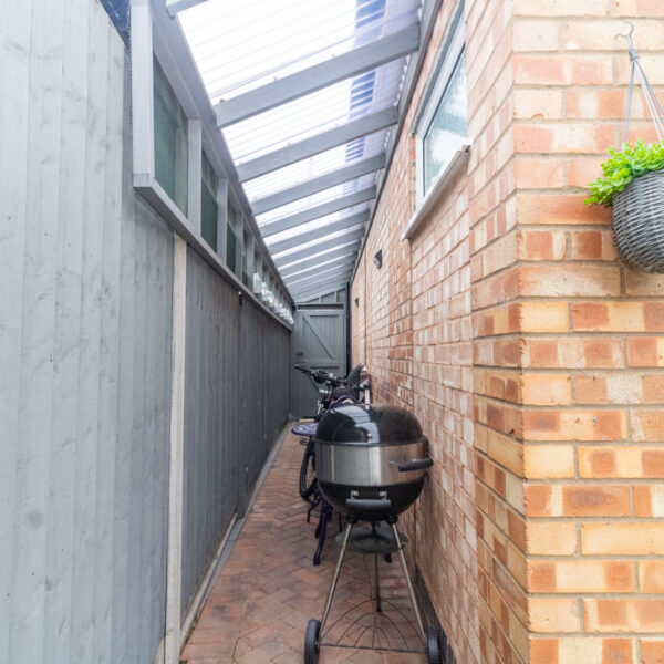 Barton Road, Leicester, LE3