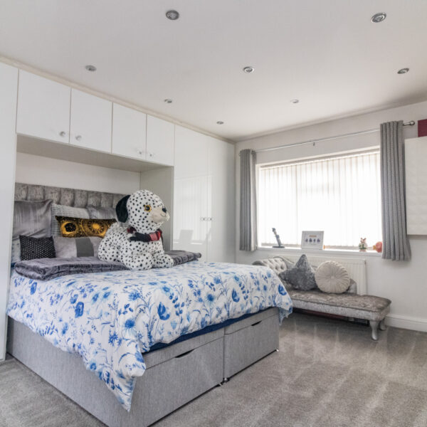 Barton Road, Leicester, LE3