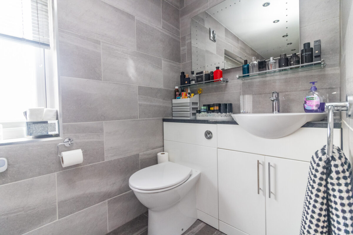 Barton Road, Leicester, LE3