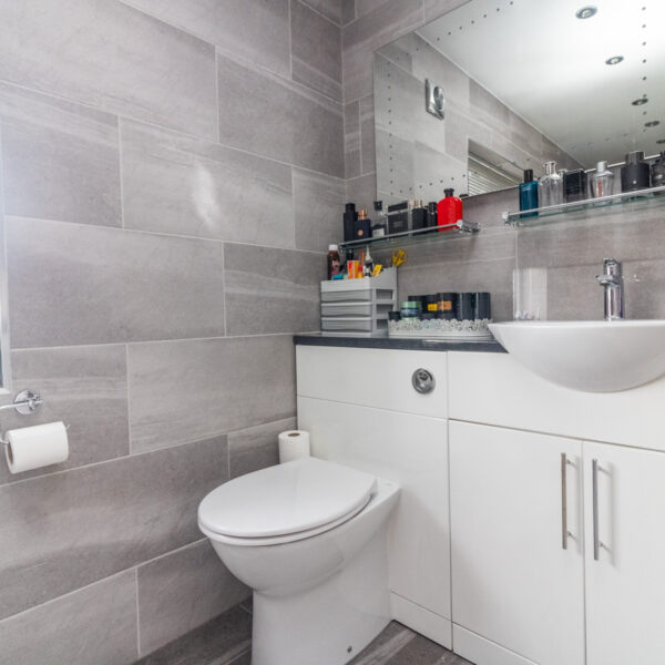 Barton Road, Leicester, LE3