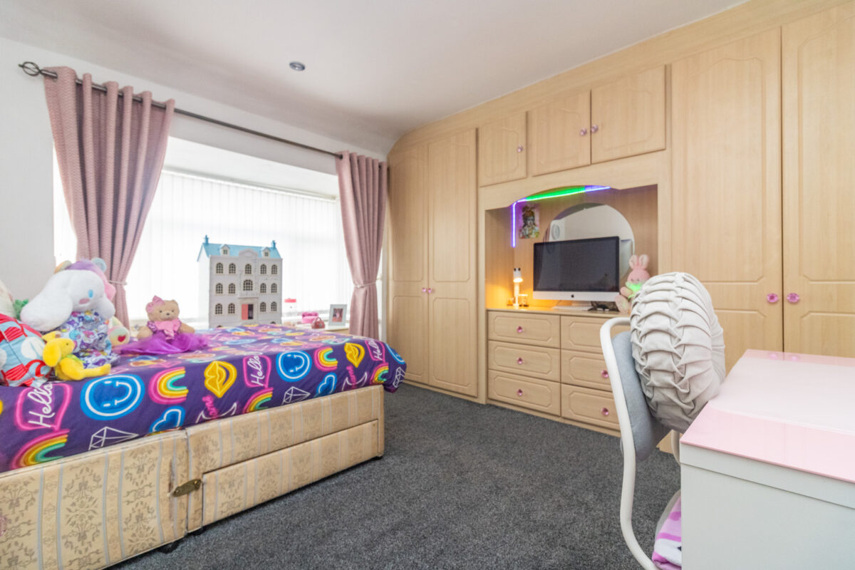 Barton Road, Leicester, LE3