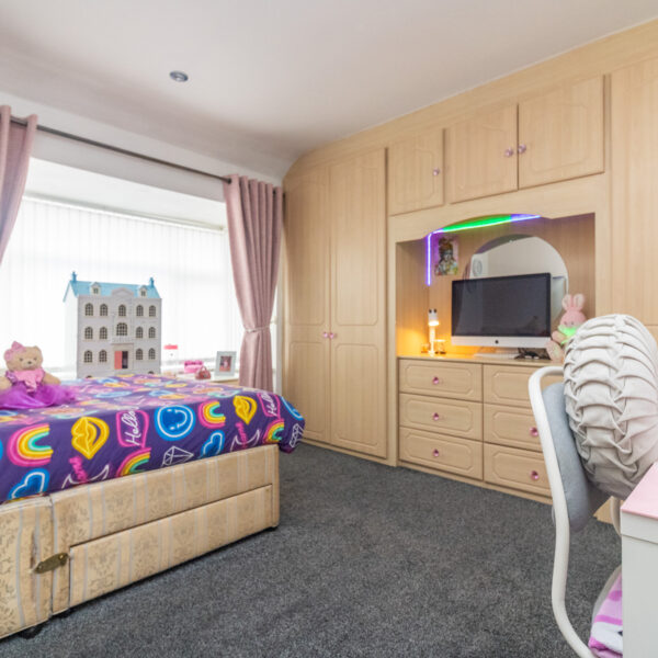 Barton Road, Leicester, LE3