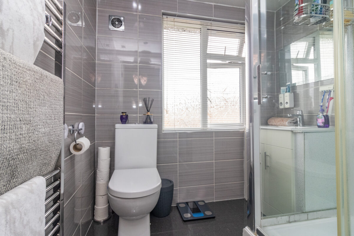 Barton Road, Leicester, LE3