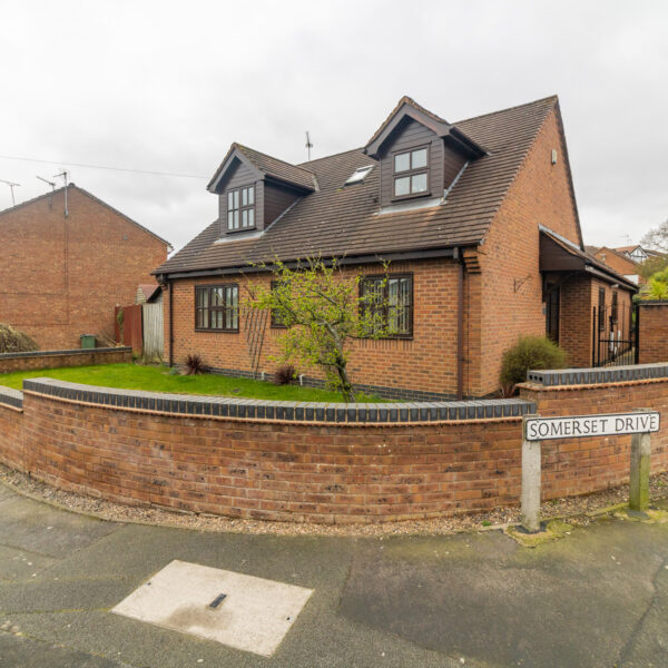 Somerset Drive, Glenfield, LE3