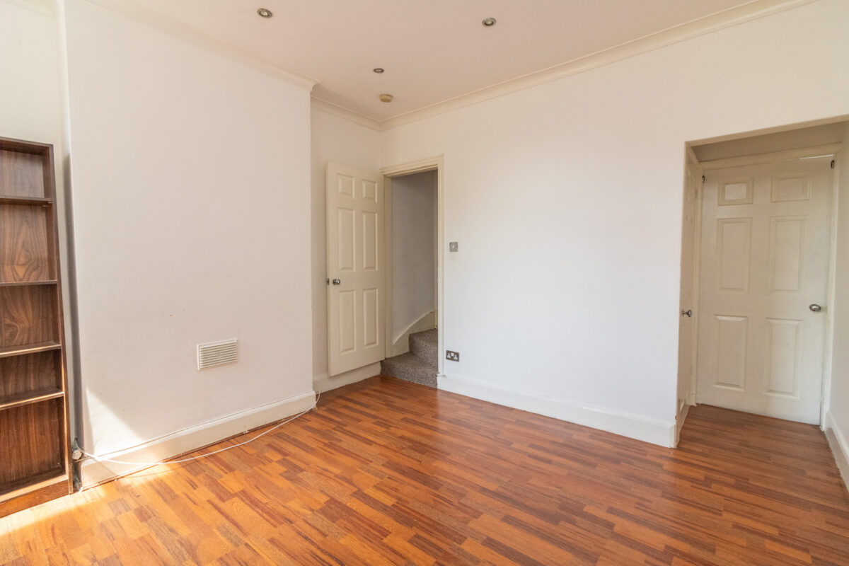 St. Saviours Road, Leicester, LE5
