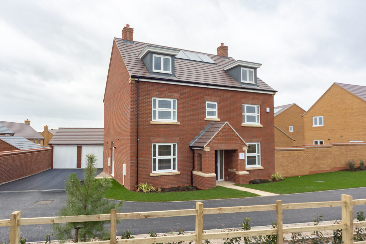 William Railton Road, Garendon Park, LE12