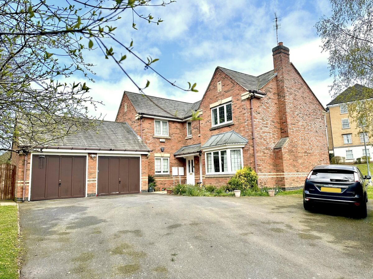 Stelle Way, Glenfield, LE3