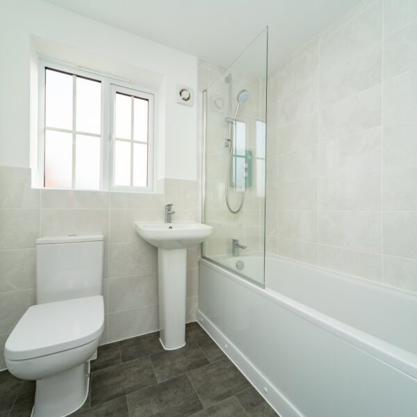 Baily Road, Loughborough, LE12