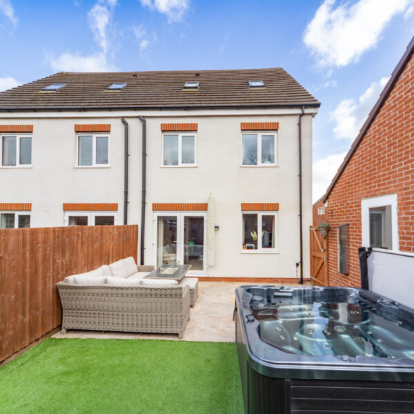 Woodpecker Way, Shepshed, LE12