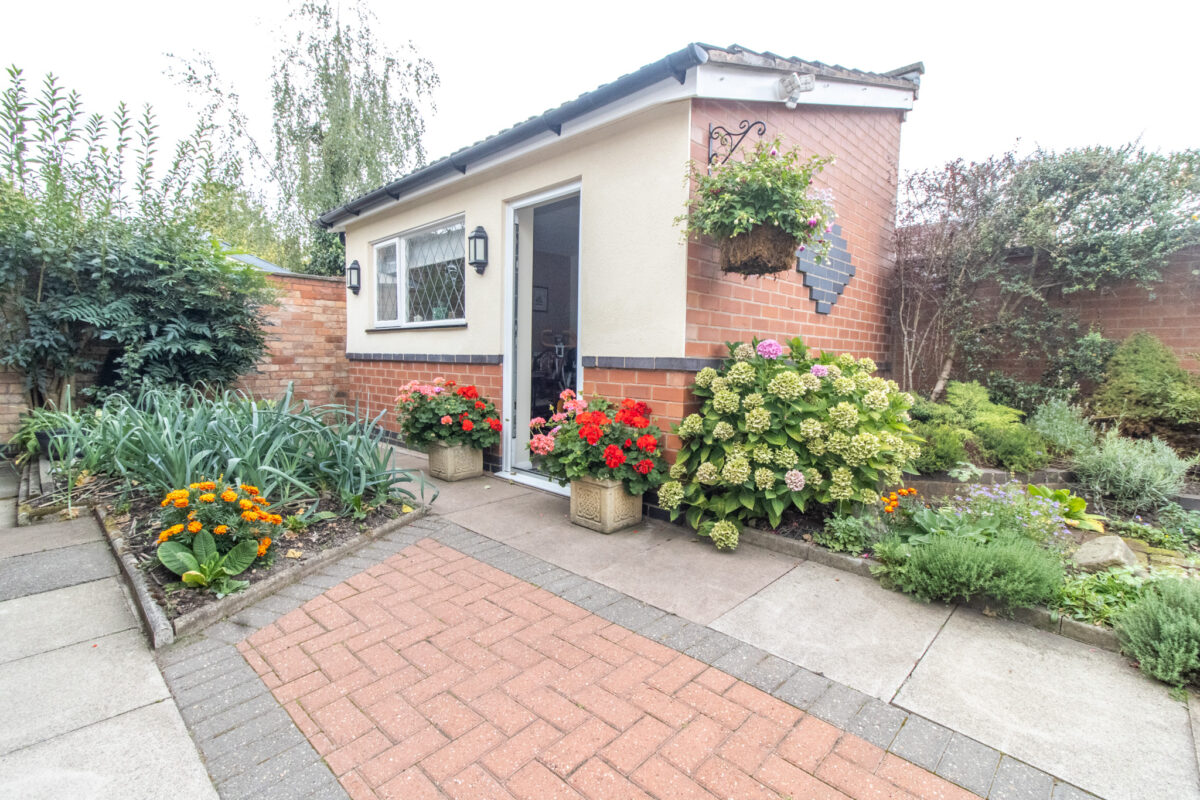 St. Andrews Road, Leicester, LE2