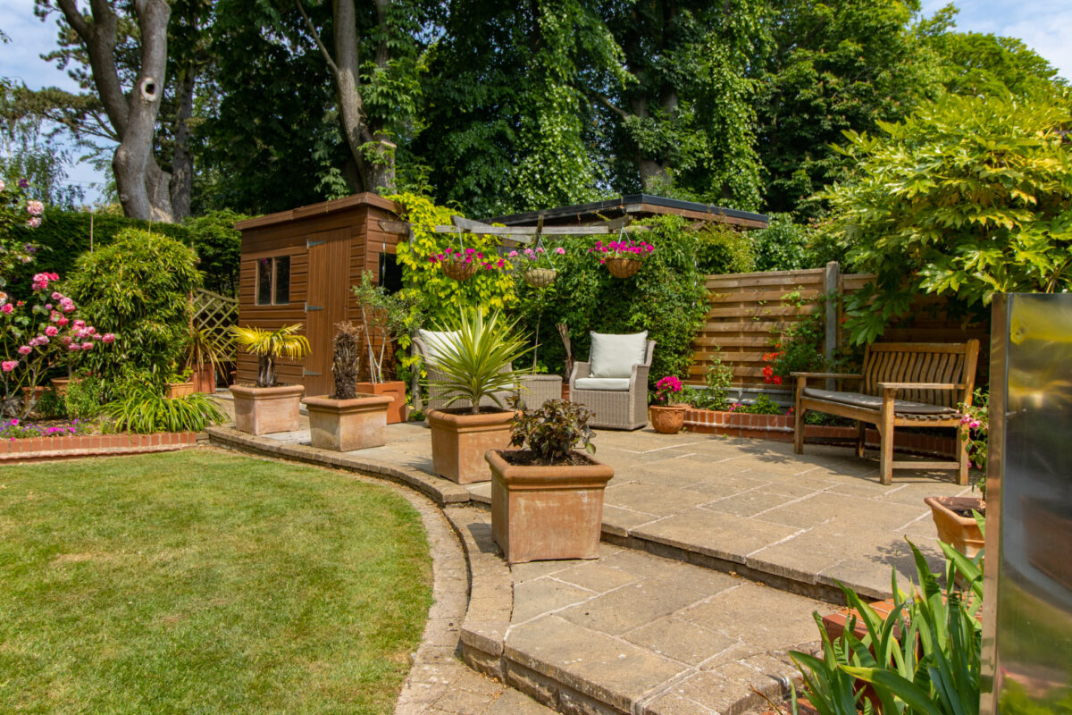 Newstead Avenue, Bushby, LE7