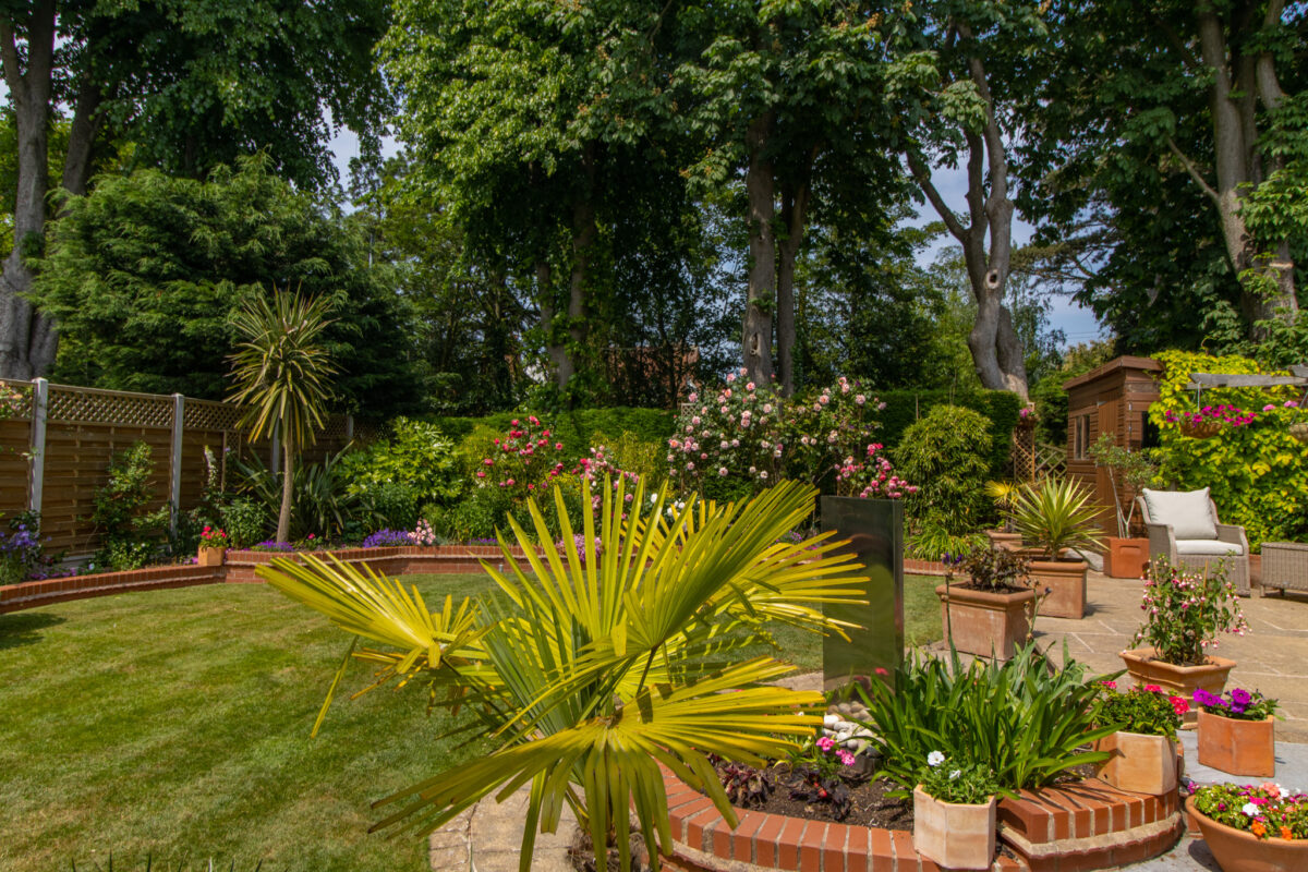 Newstead Avenue, Bushby, LE7