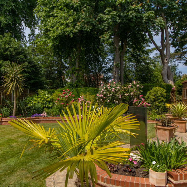 Newstead Avenue, Bushby, LE7