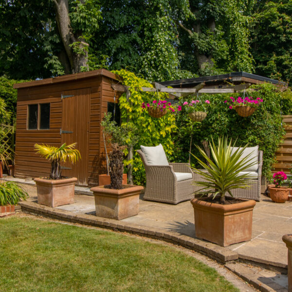 Newstead Avenue, Bushby, LE7