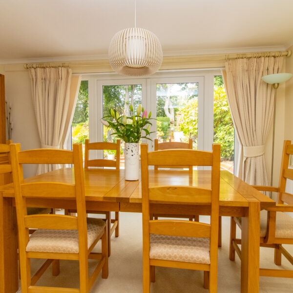 Newstead Avenue, Bushby, LE7